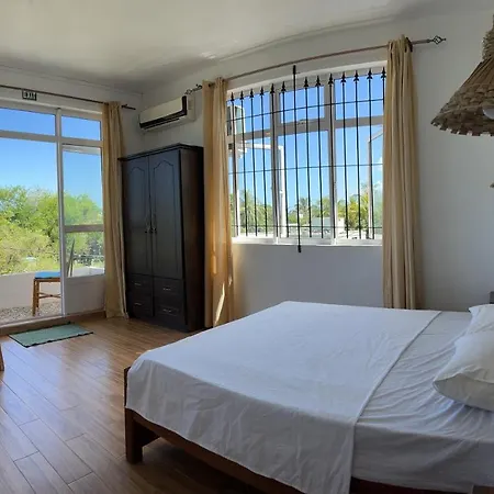 Suntoo Villa Wind & Kitesurf Accommodation La Gaulette Exterior photo
