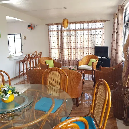 Suntoo Villa Wind & Kitesurf Accommodation La Gaulette Exterior photo
